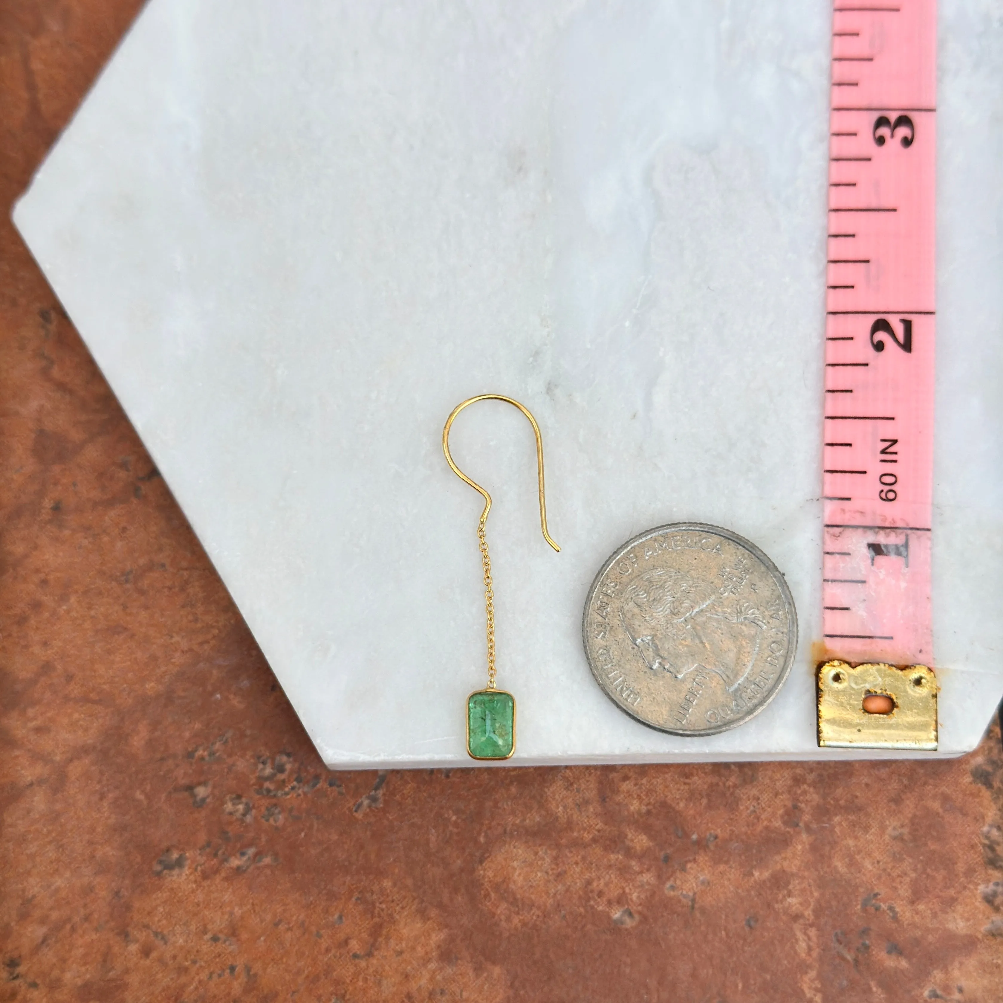 18KT Yellow Gold Emerald Dangle Earring