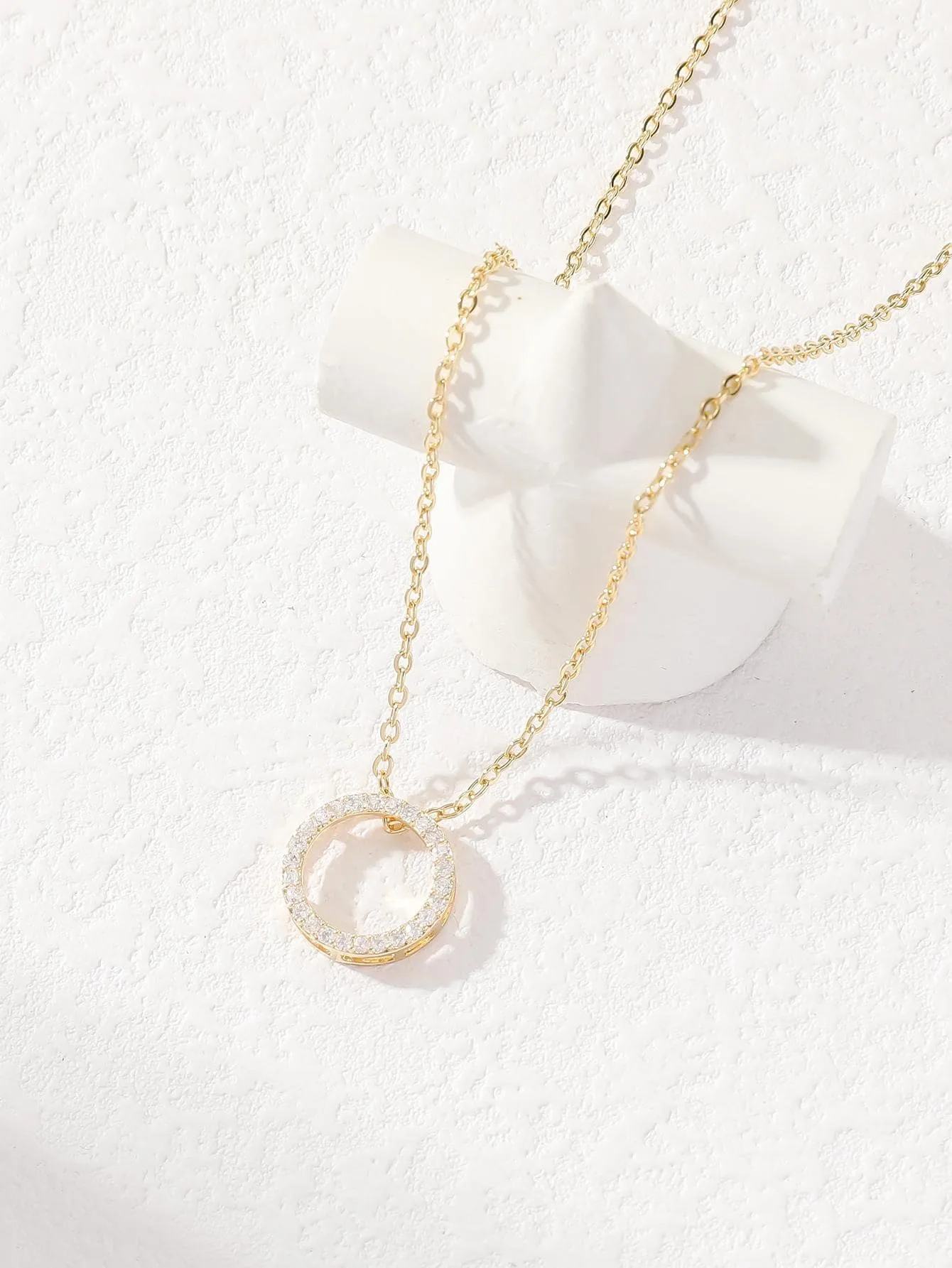 1pc Glamorous Cubic Zirconia Circle Pendant Necklace - Gold- FD ⚡