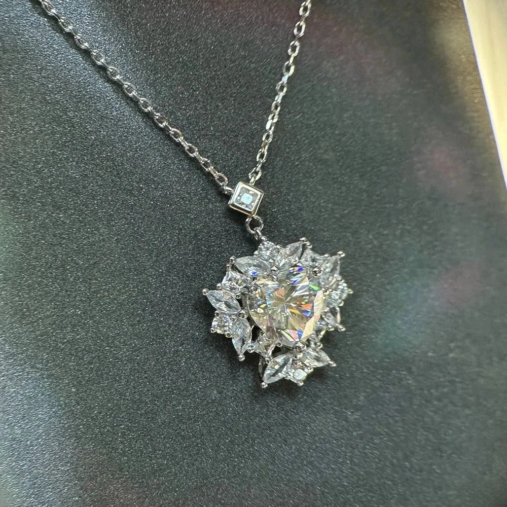 2.0 Ct Heart Cut Diamond Pendant Necklace