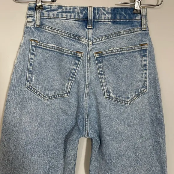 Abercrombie Fitch Curve Love High Rise Dad Jeans Size 24  00 S Medium Light Wash