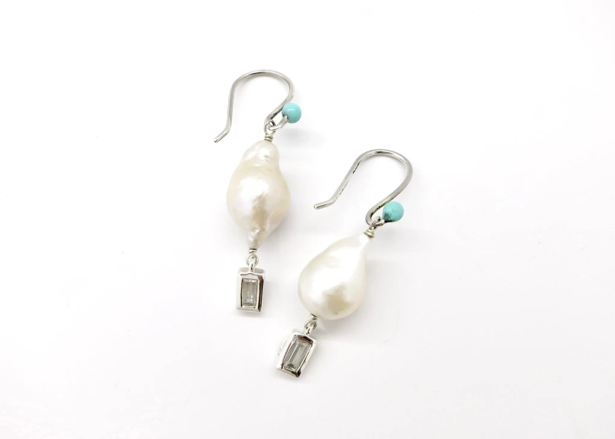 April (baroque pearl birthstone earrings)
