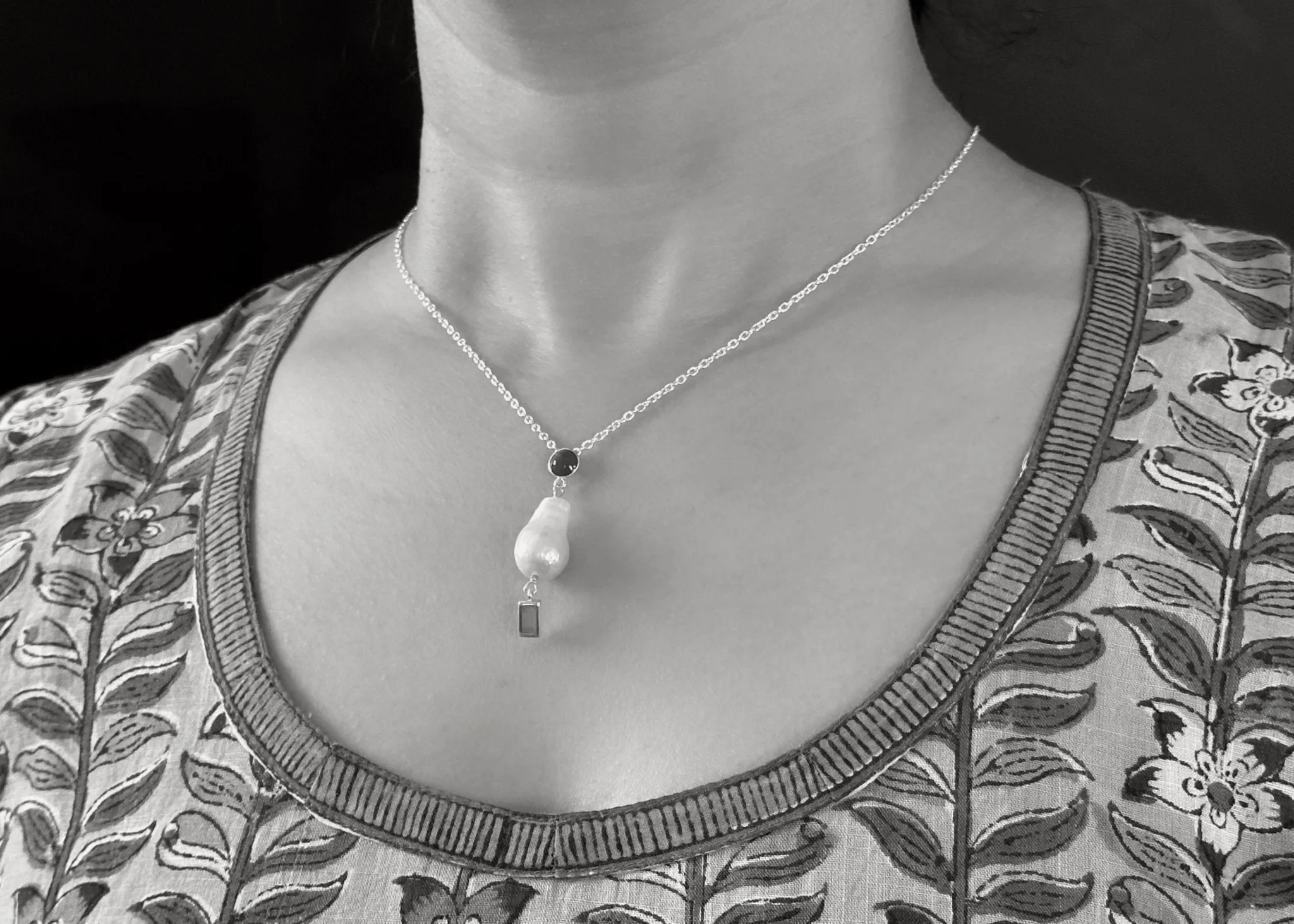 August (baroque pearl birthstone necklace)