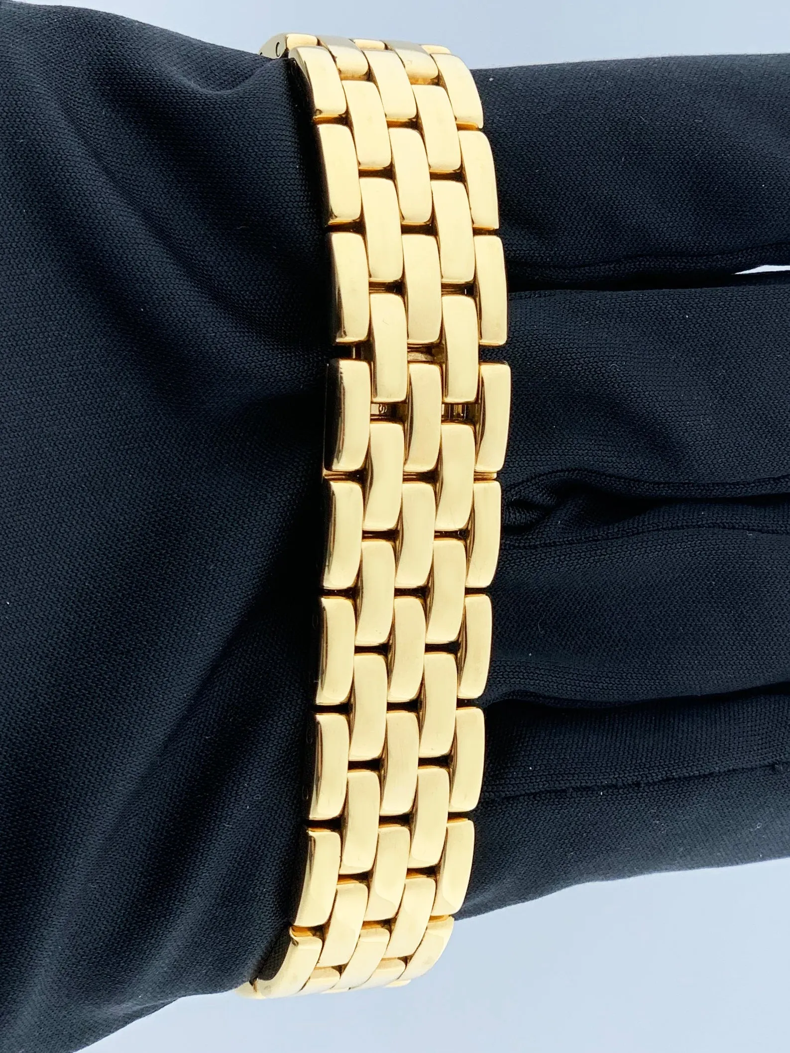 Cartier Panthere Large 18K Yellow Gold Mens Watch