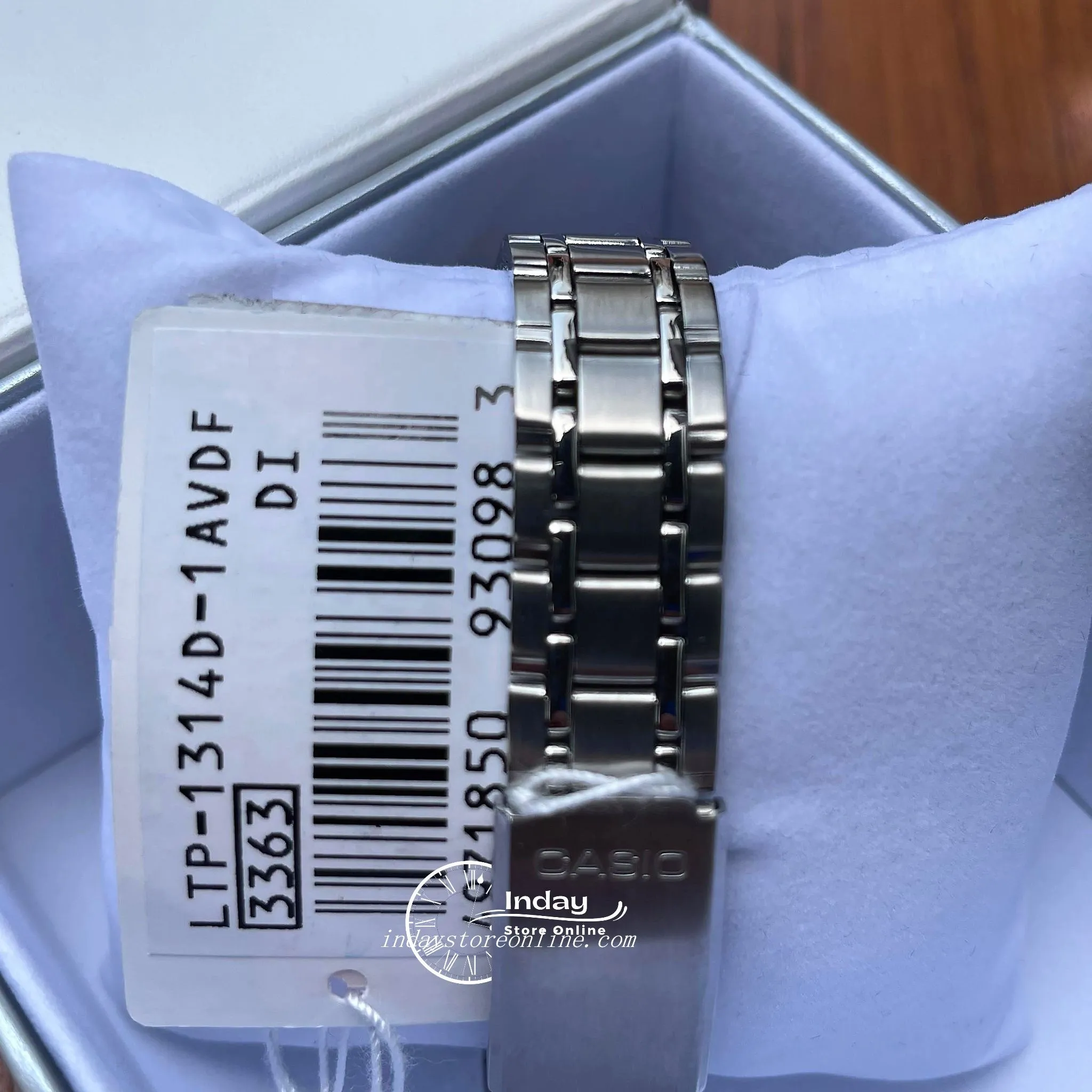 Casio Fashion Women's Watch LTP-1314D-1A  Silver/Black Stainless Steel Band Mineral Glass Triple-fold Clasp