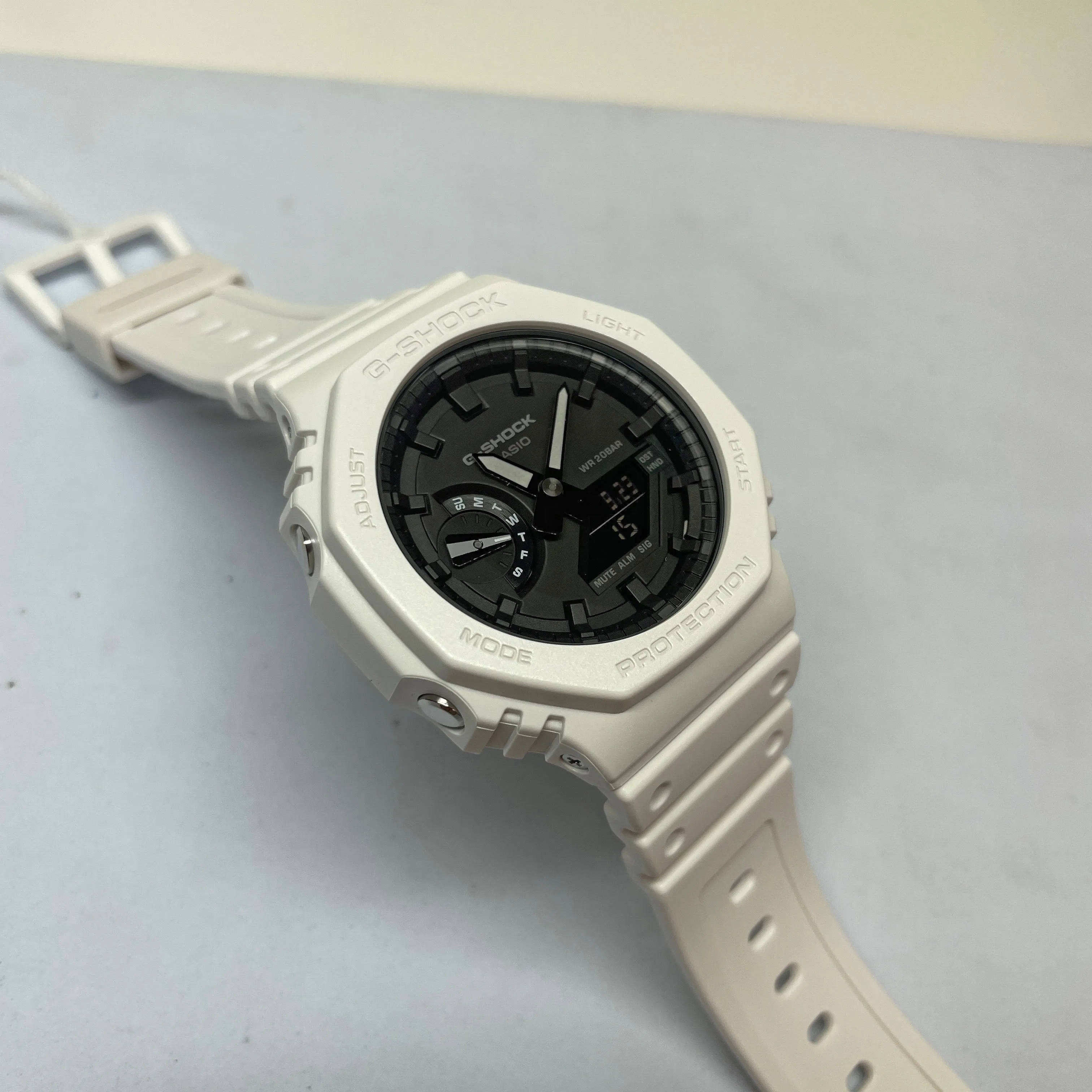 Casio G-Shock White Watch Black Dial CasiOak GA2100 Series GA2100-7A