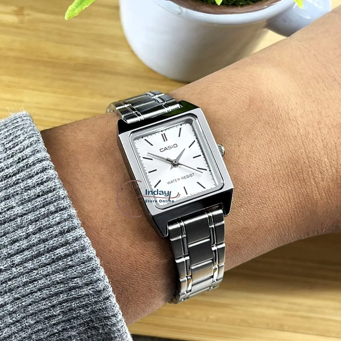 Casio Standard Women's Watch LTP-V007D-7E Square Type Silver Plated Stainless Steel Strap