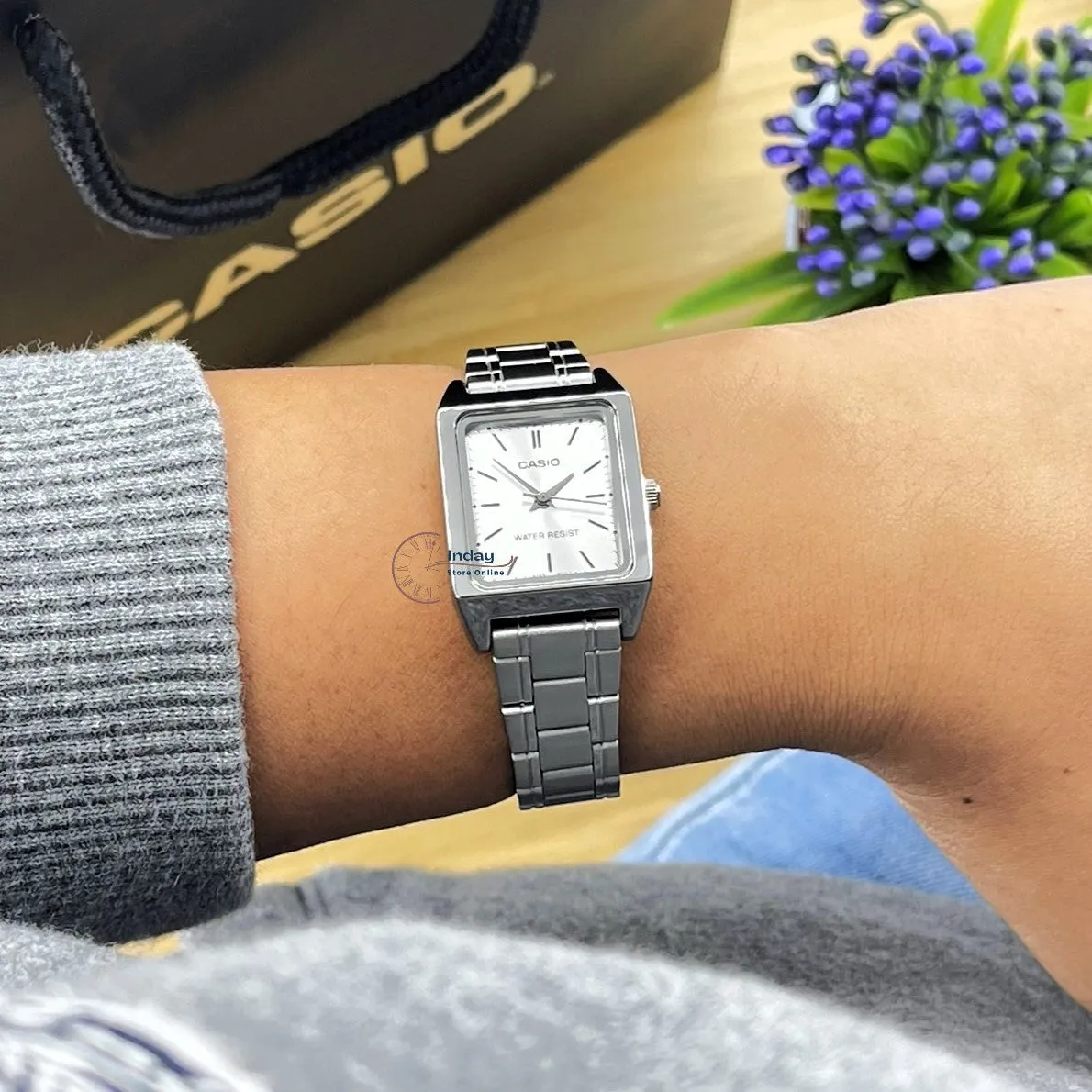 Casio Standard Women's Watch LTP-V007D-7E Square Type Silver Plated Stainless Steel Strap
