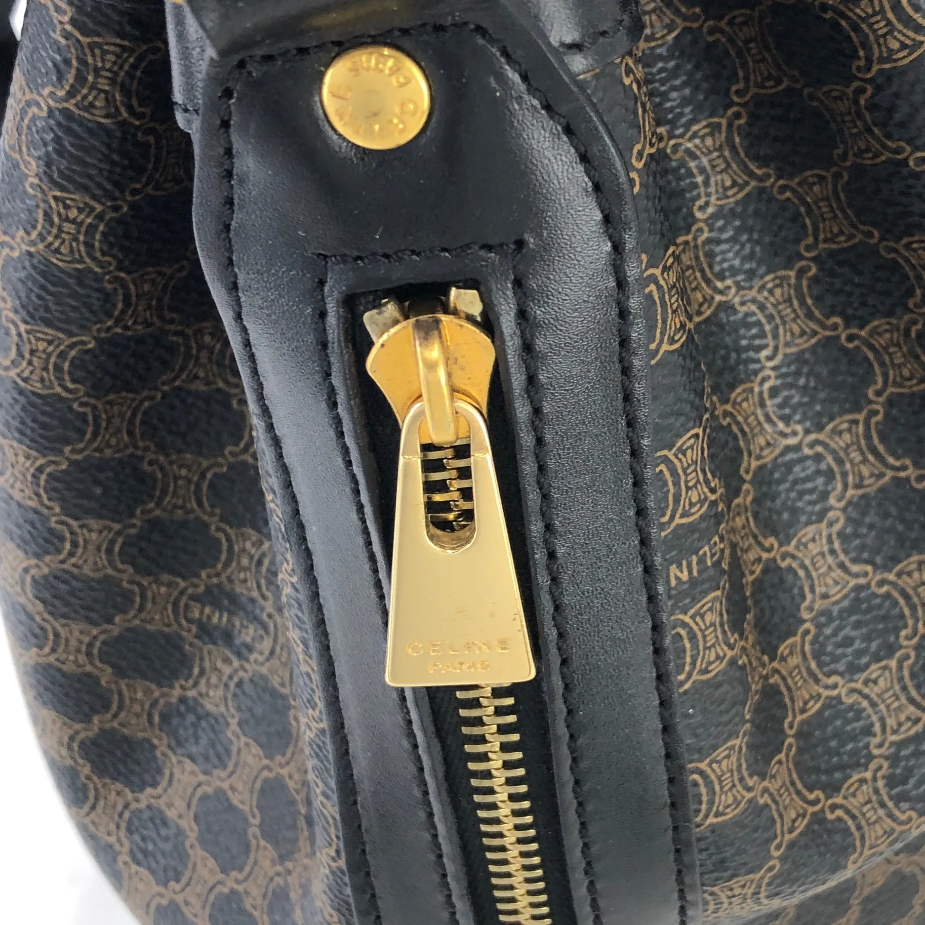CELINE Macadam Blason Side zipper Drawstring Shoulder bag Black Vintage Old Celine u5gukm