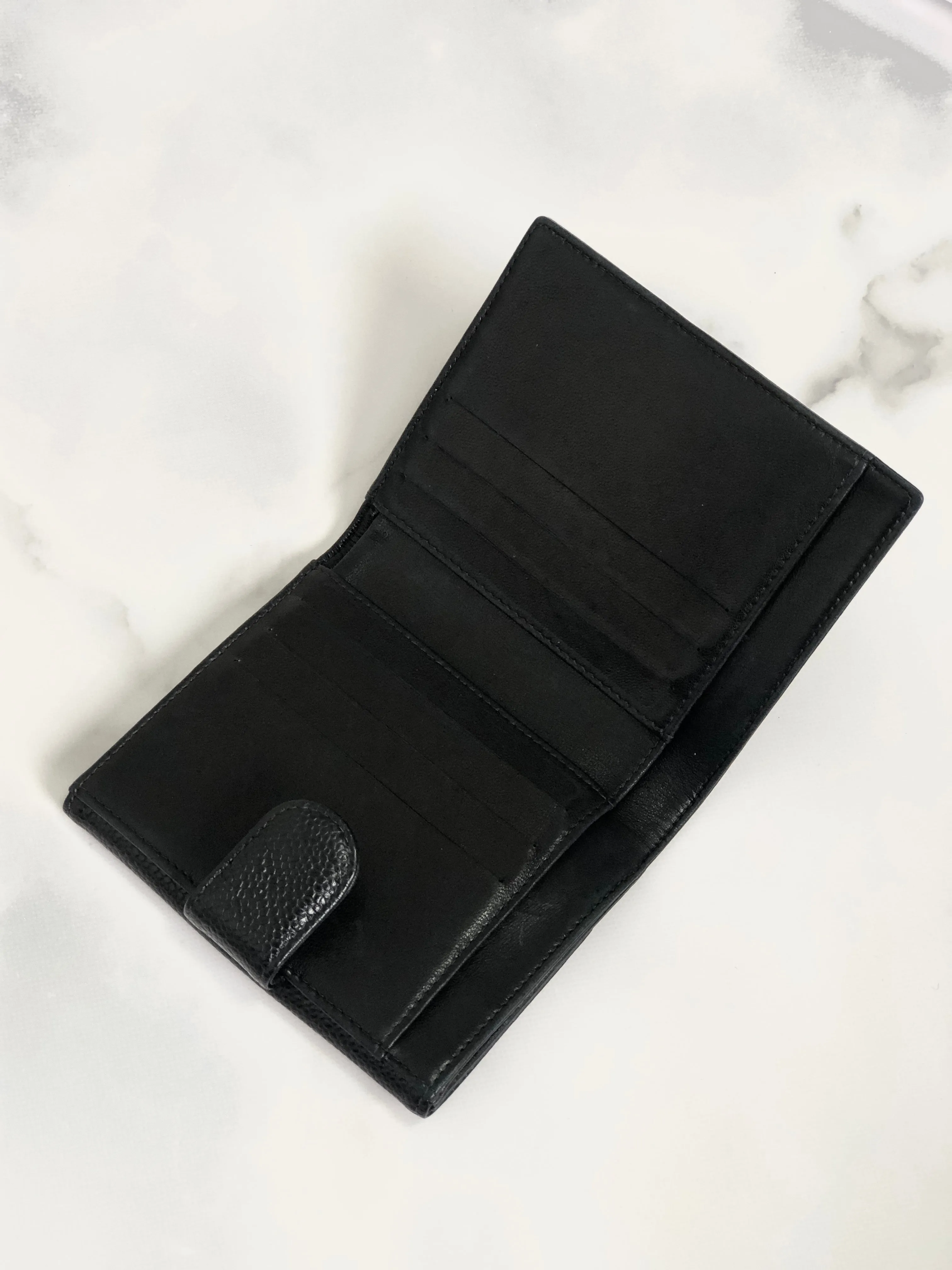 CHANEL Coco Mark Caviar Leather Folded Wallet Black Vintage 2ⅹ7xiw