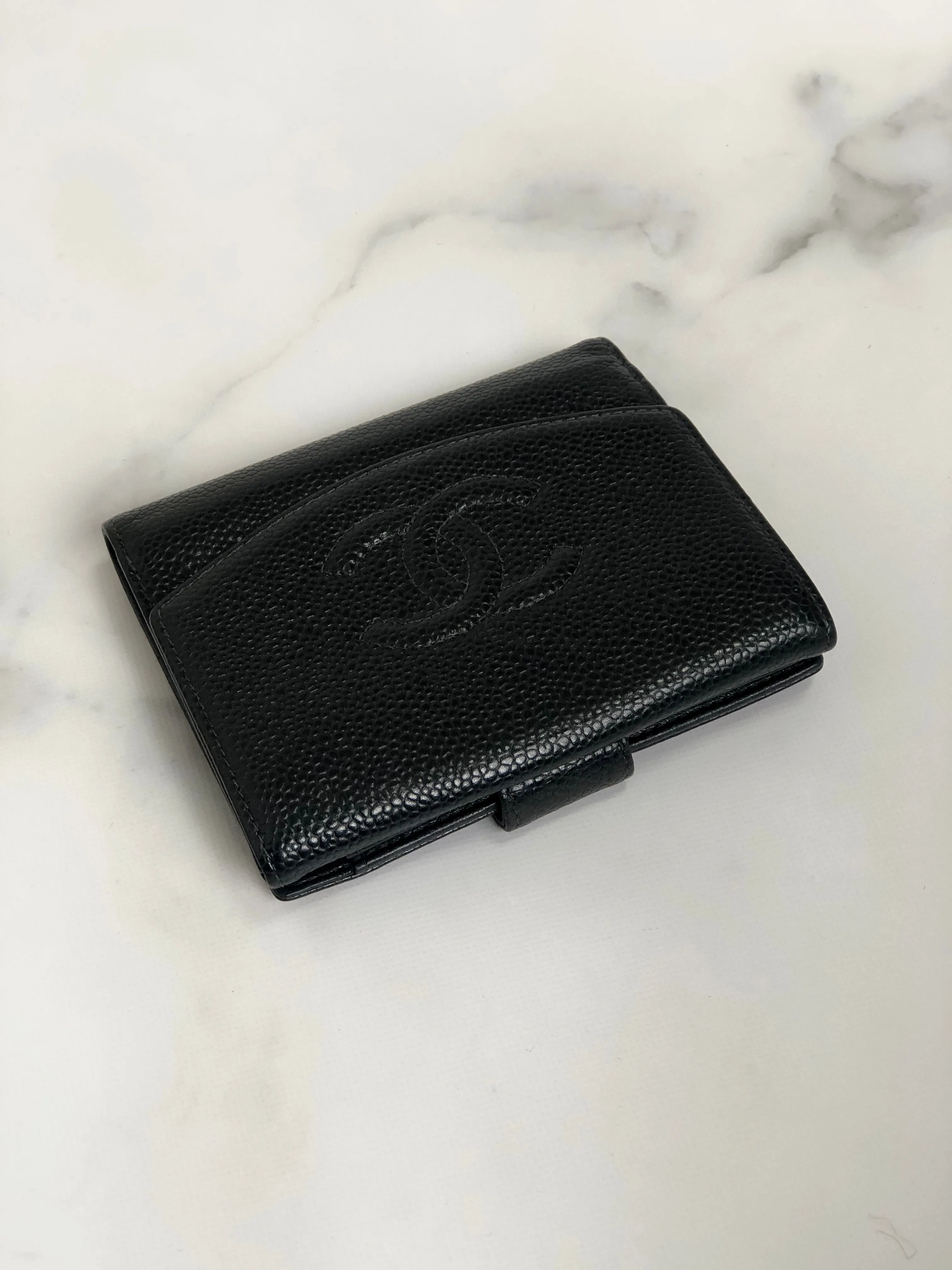 CHANEL Coco Mark Caviar Leather Folded Wallet Black Vintage 2ⅹ7xiw