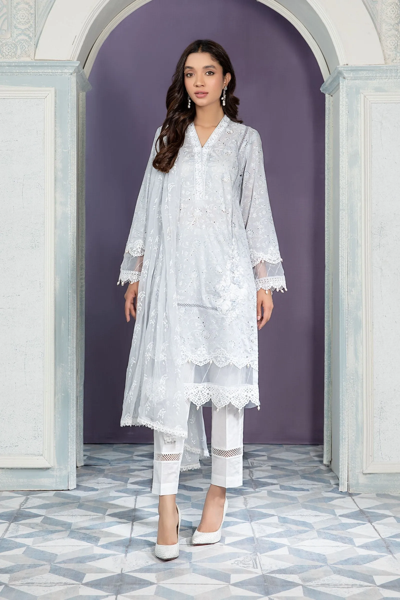 Elegant Pakistani Dress in Lawn Salwar Kameez Style