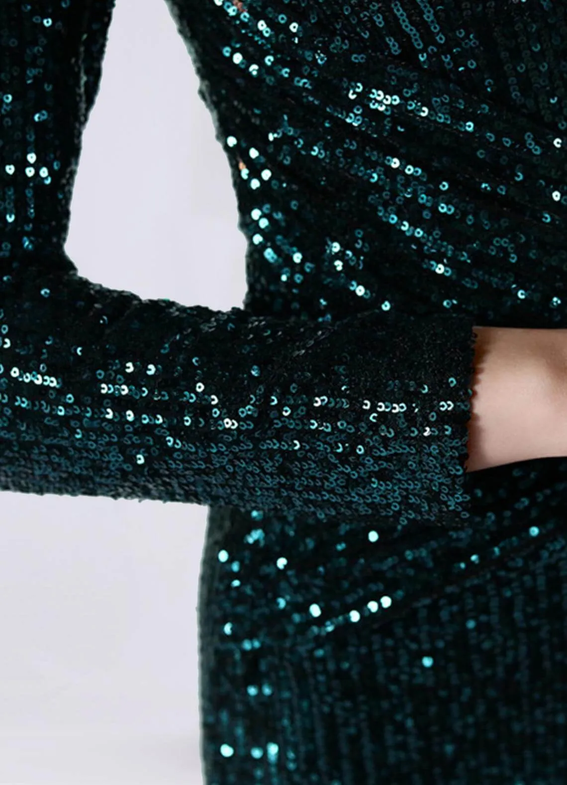 Emerald Green Sequin Long Sleeve V-Neck Floor Length Formal Gown For Party