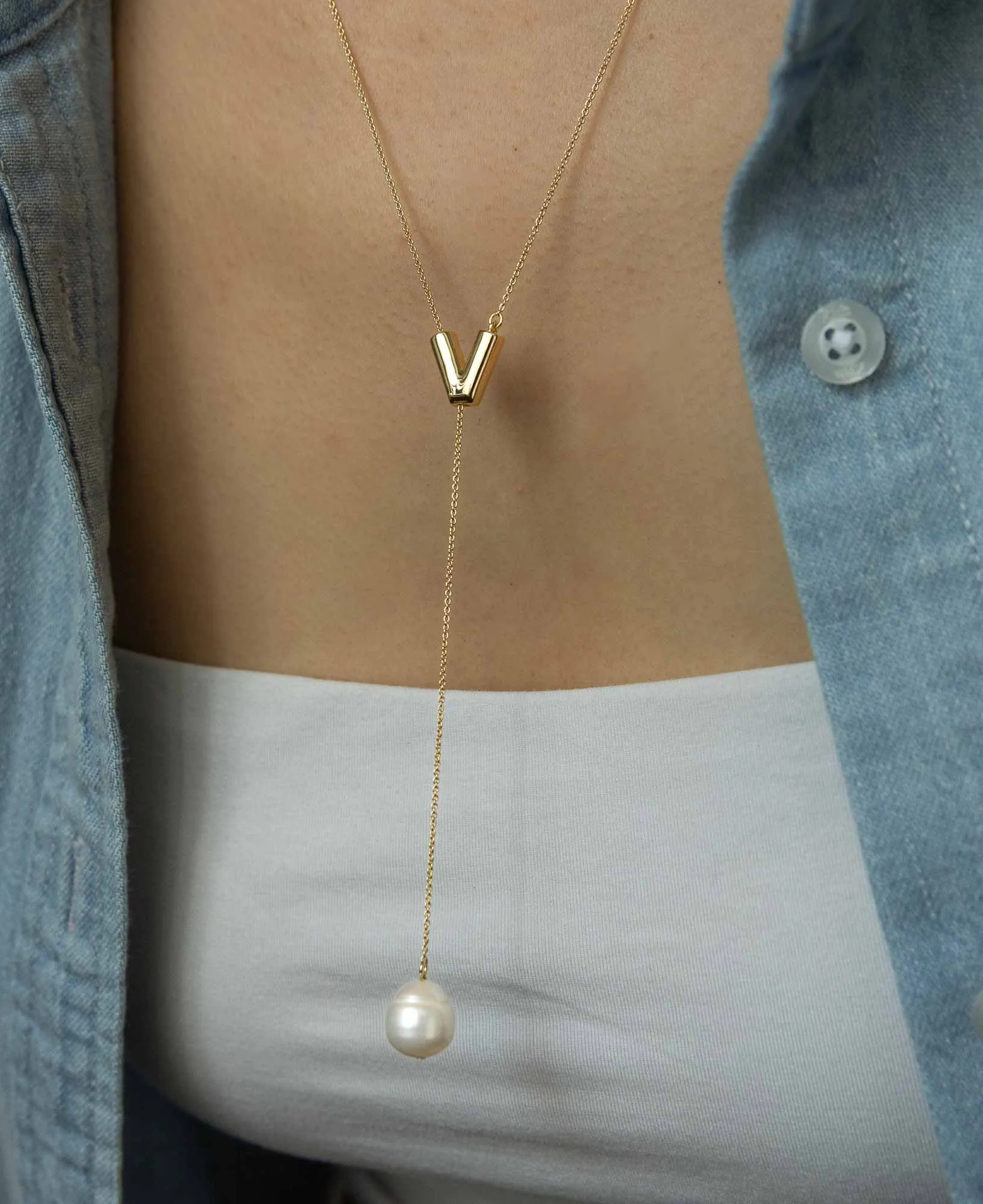 Flora Lariat Pearl Necklace