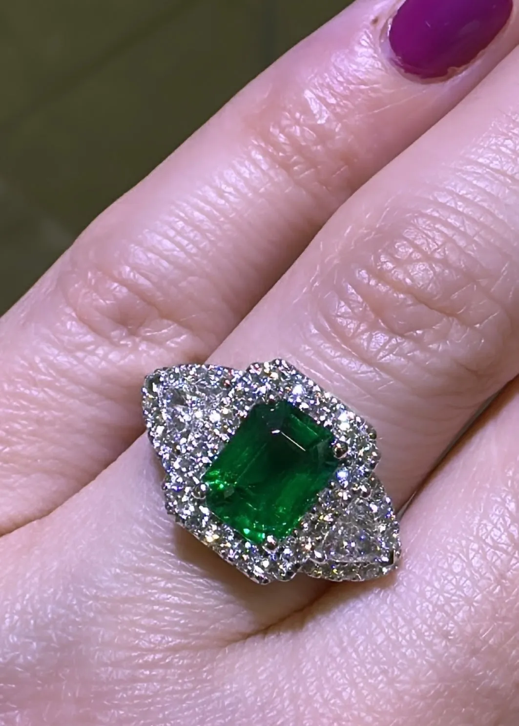 GRS Certified Ladies Statement 1.88ct Zambian Emerald - Cut Emerald & Diamond Ring