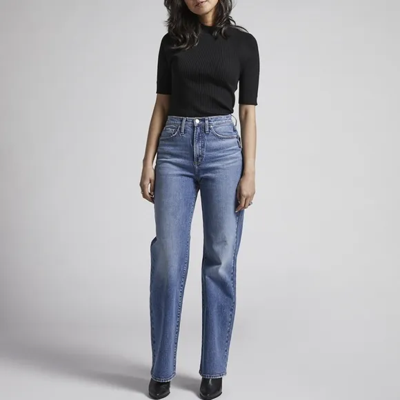 HP🥳 Silver Jeans Highly Desirable High Rise Trouser Leg Indigo Jeans Size 12