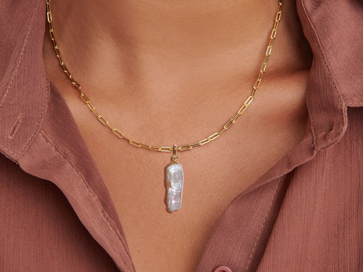 Isabella Pearl Necklace