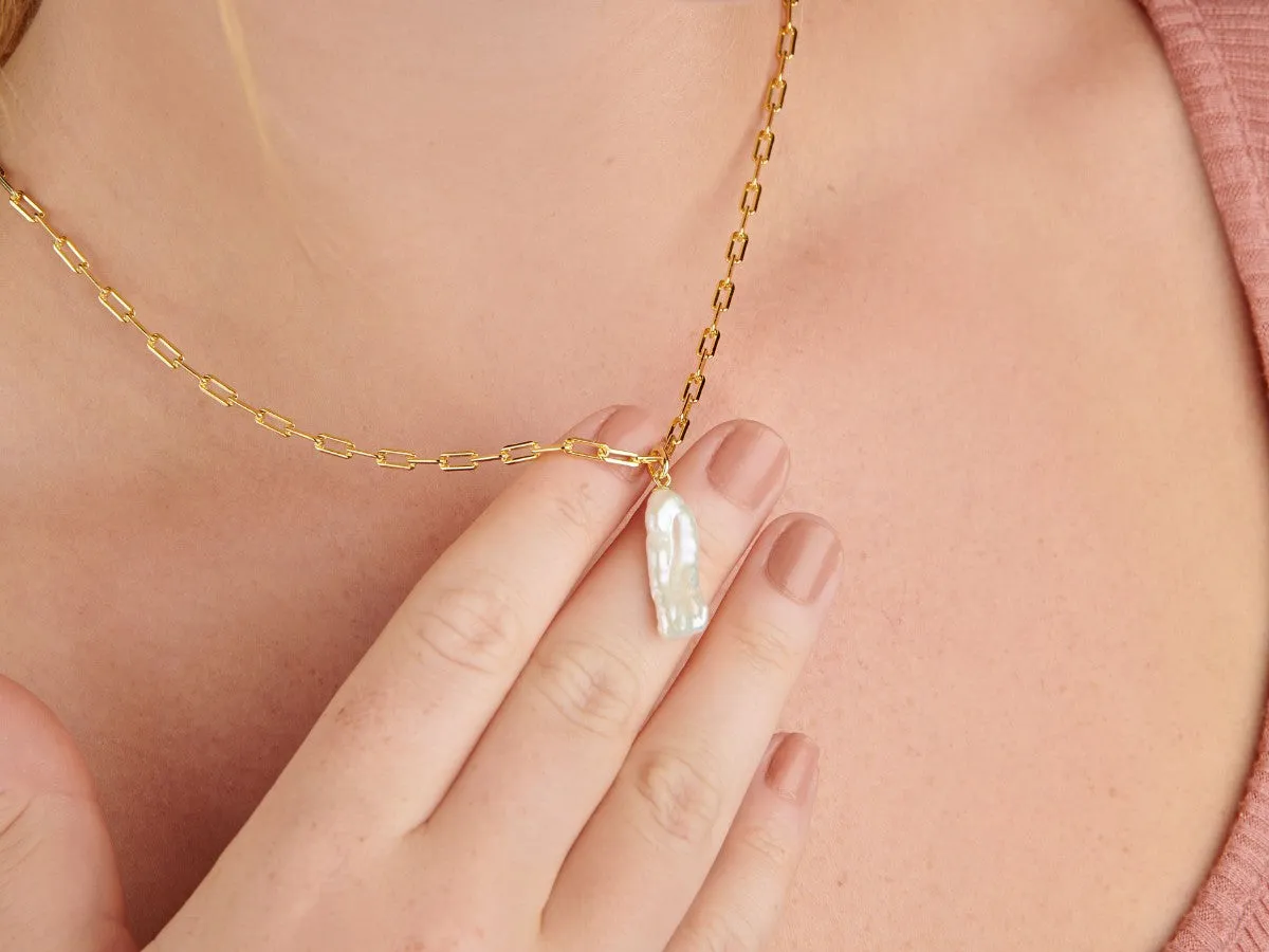 Isabella Pearl Necklace