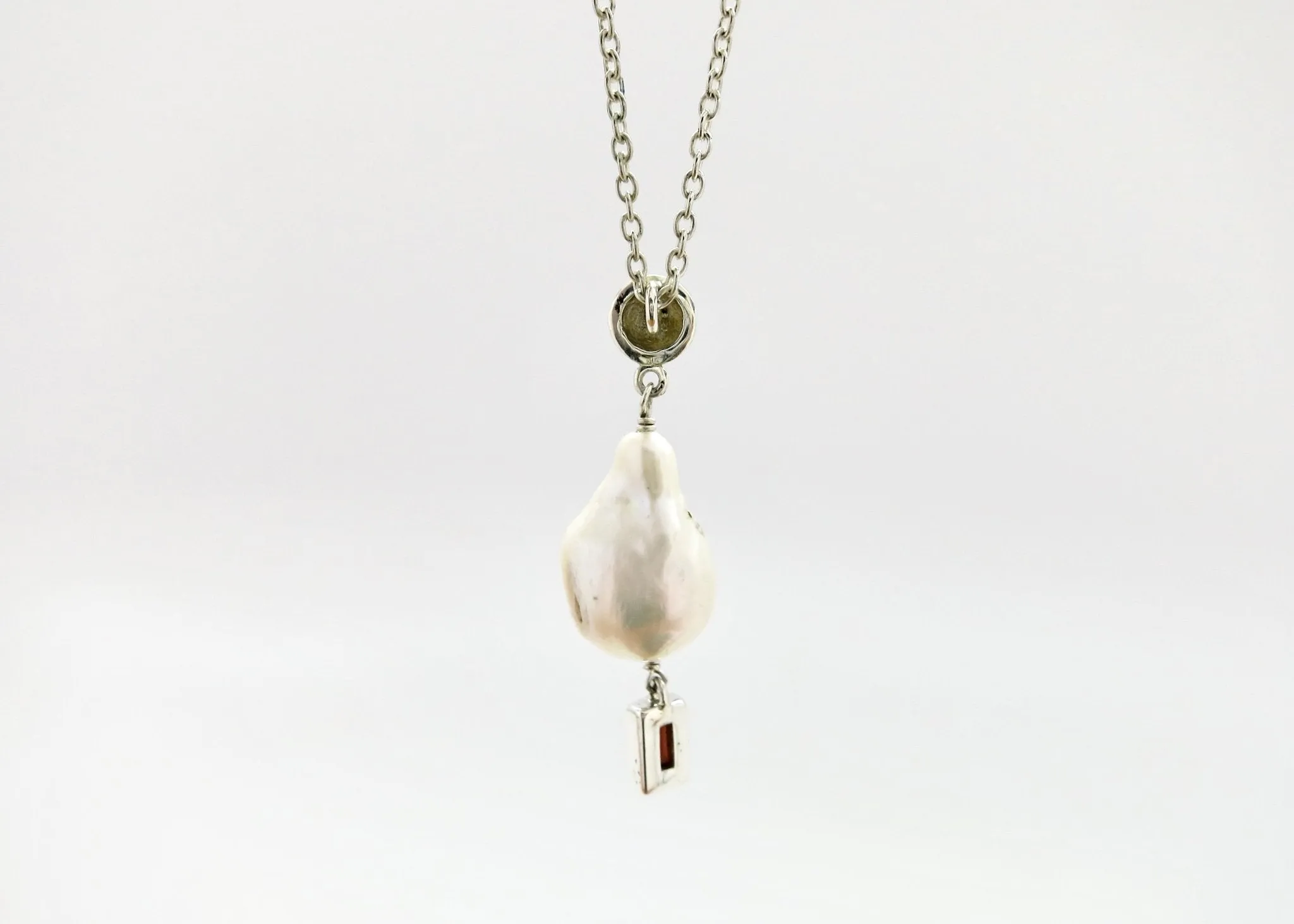 January (baroque pearl birthstone necklace)