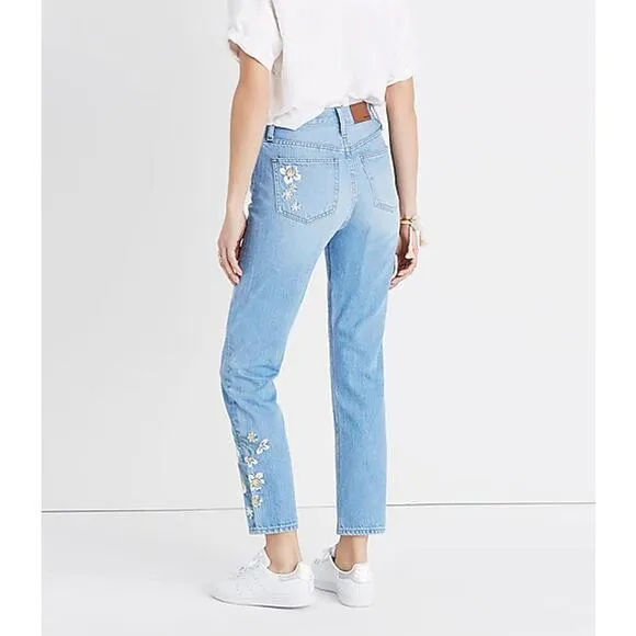Madewell The Perfect Vintage Jeans Floral Embroidered Edition in Constance Blue