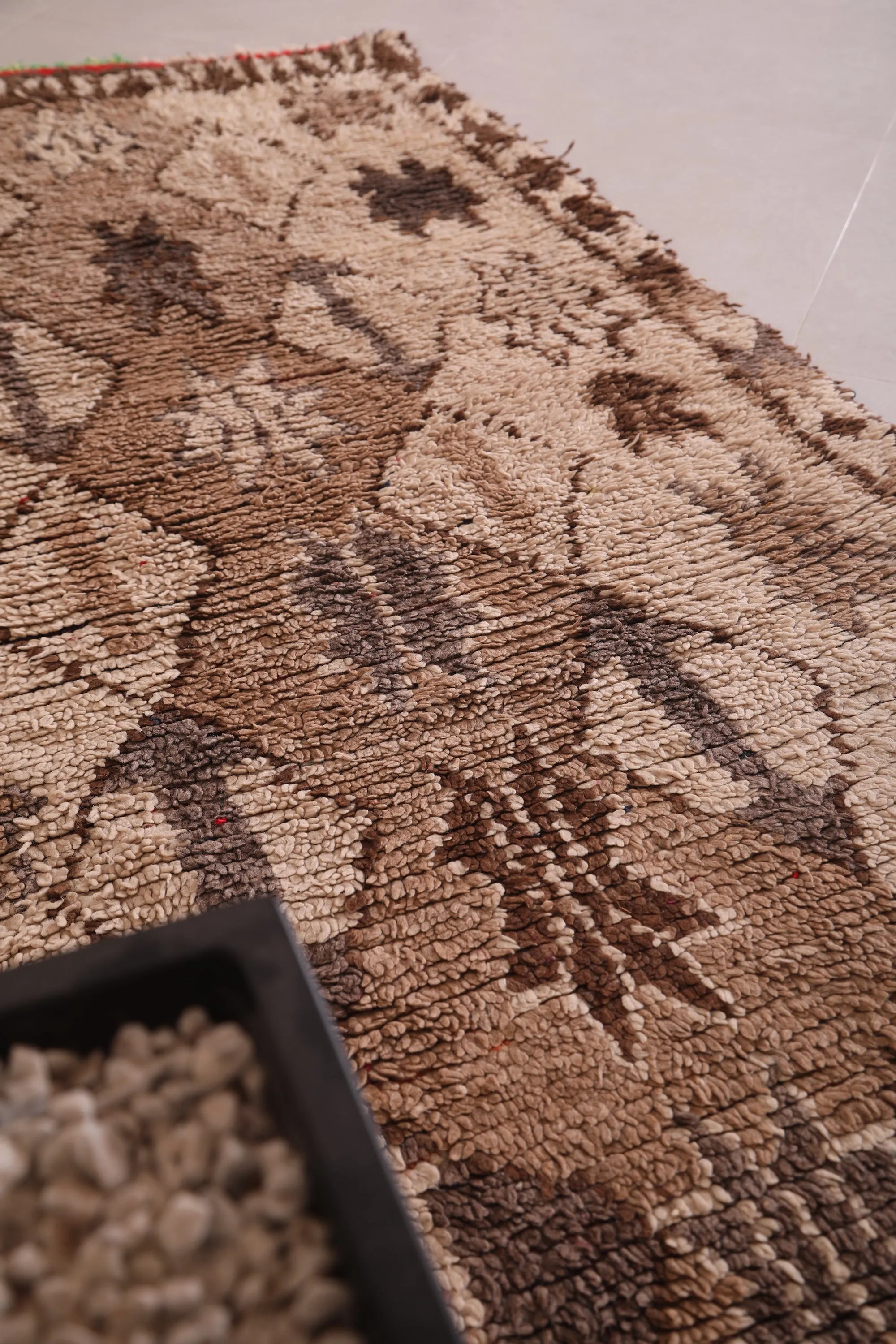 Moroccan Rug 3.5 X 6.8 Feet - Neutral Tones with Diamond Shapes