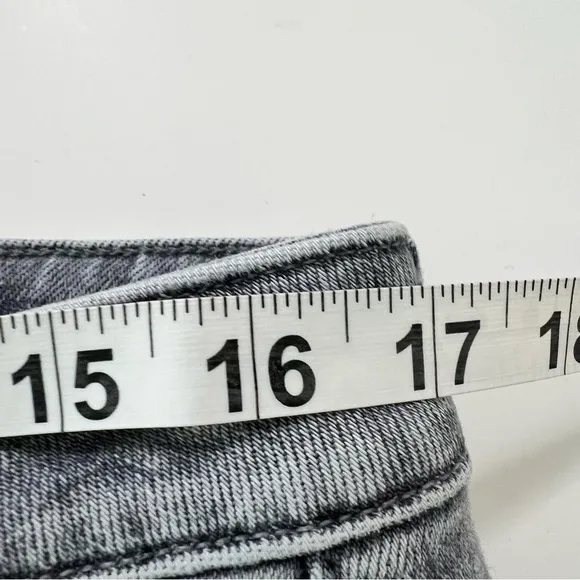 PAIGE Claudine High Waist Raw Hem Flare Jeans in Grey Storm Size 33