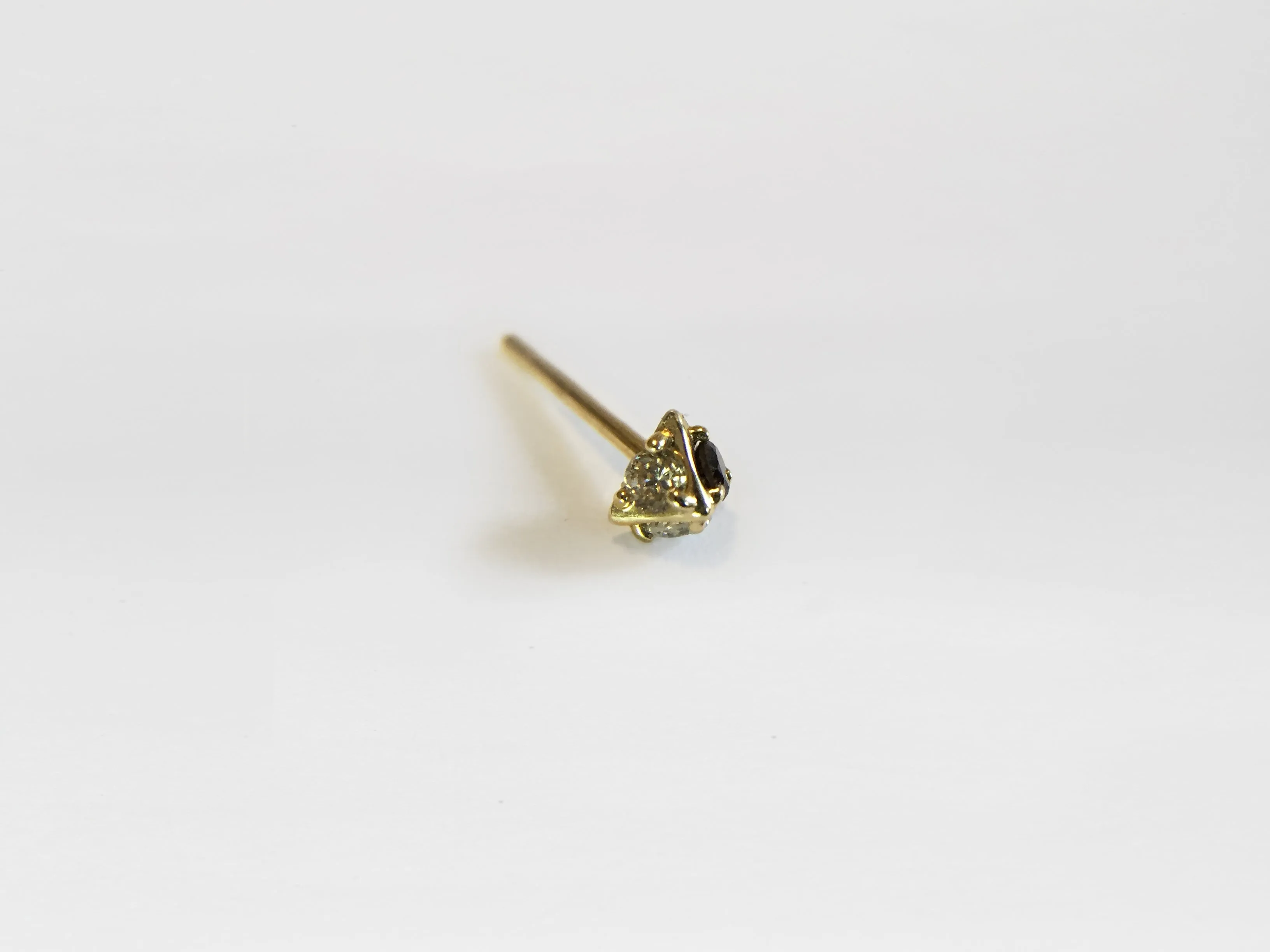 Pyramid Stud Pavé