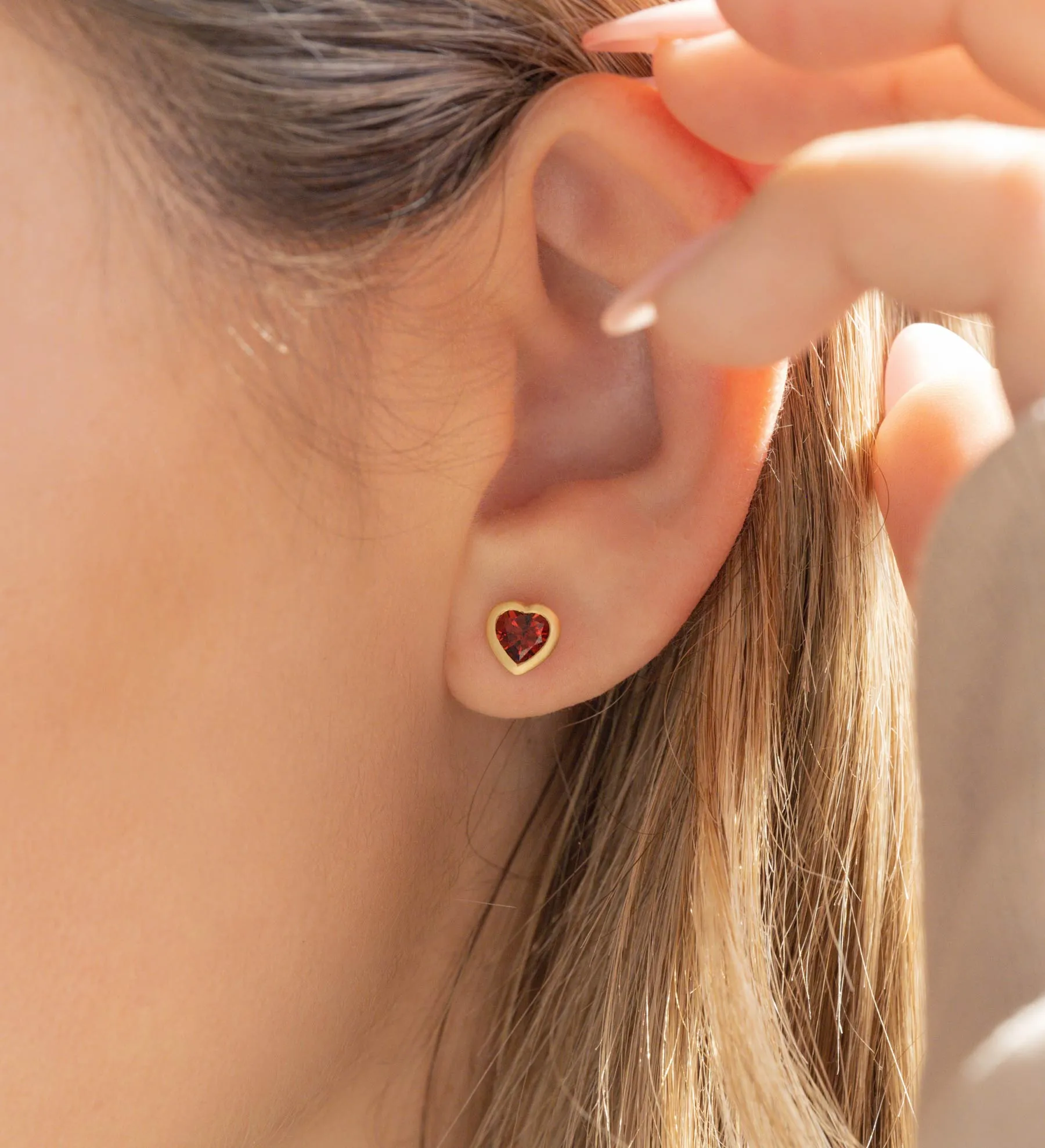 Rhodolite Garnet Heart Shape Studs