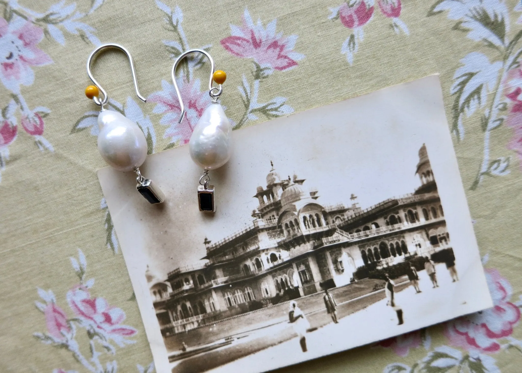 September (baroque pearl birthstone earrings)