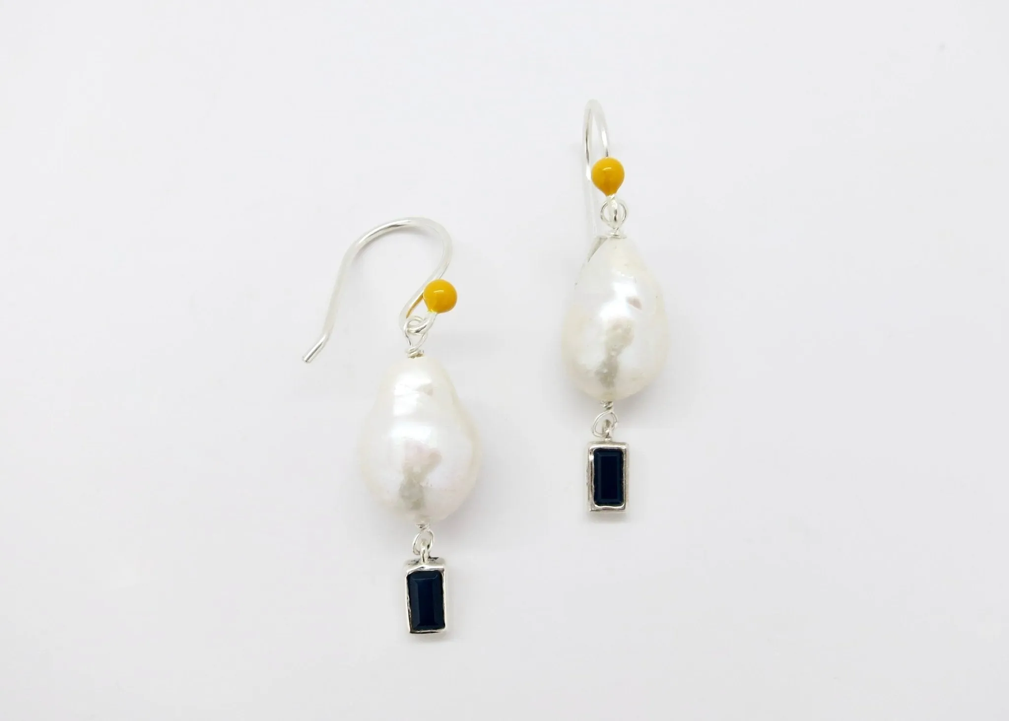 September (baroque pearl birthstone earrings)