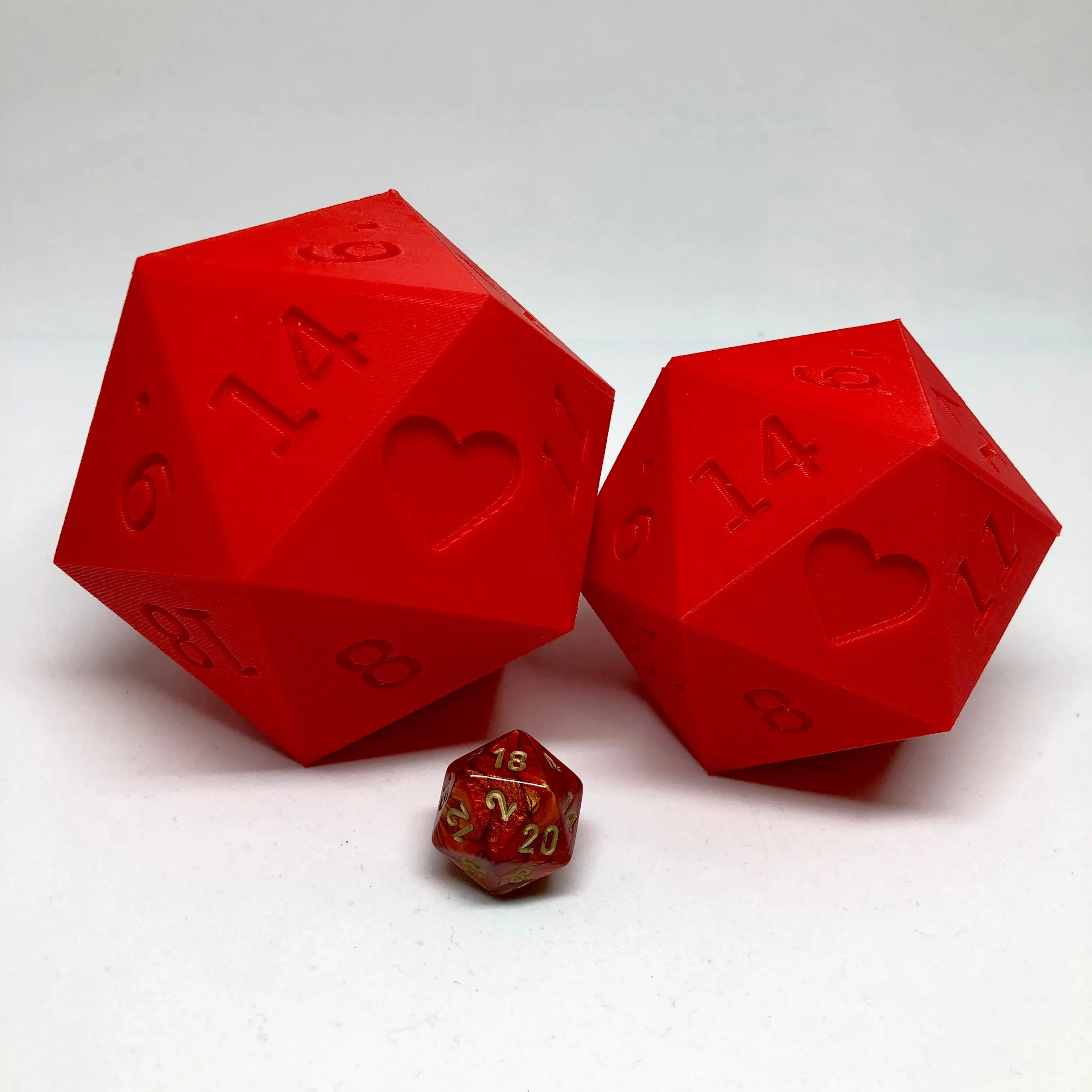 Valentine Edition d20 Heart Dice Case - Gift Box Storage Container - Large Fits 13 d6