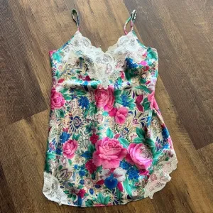 Victoria’s Secret floral slip dress womens size medium‎ vintage lace gold label