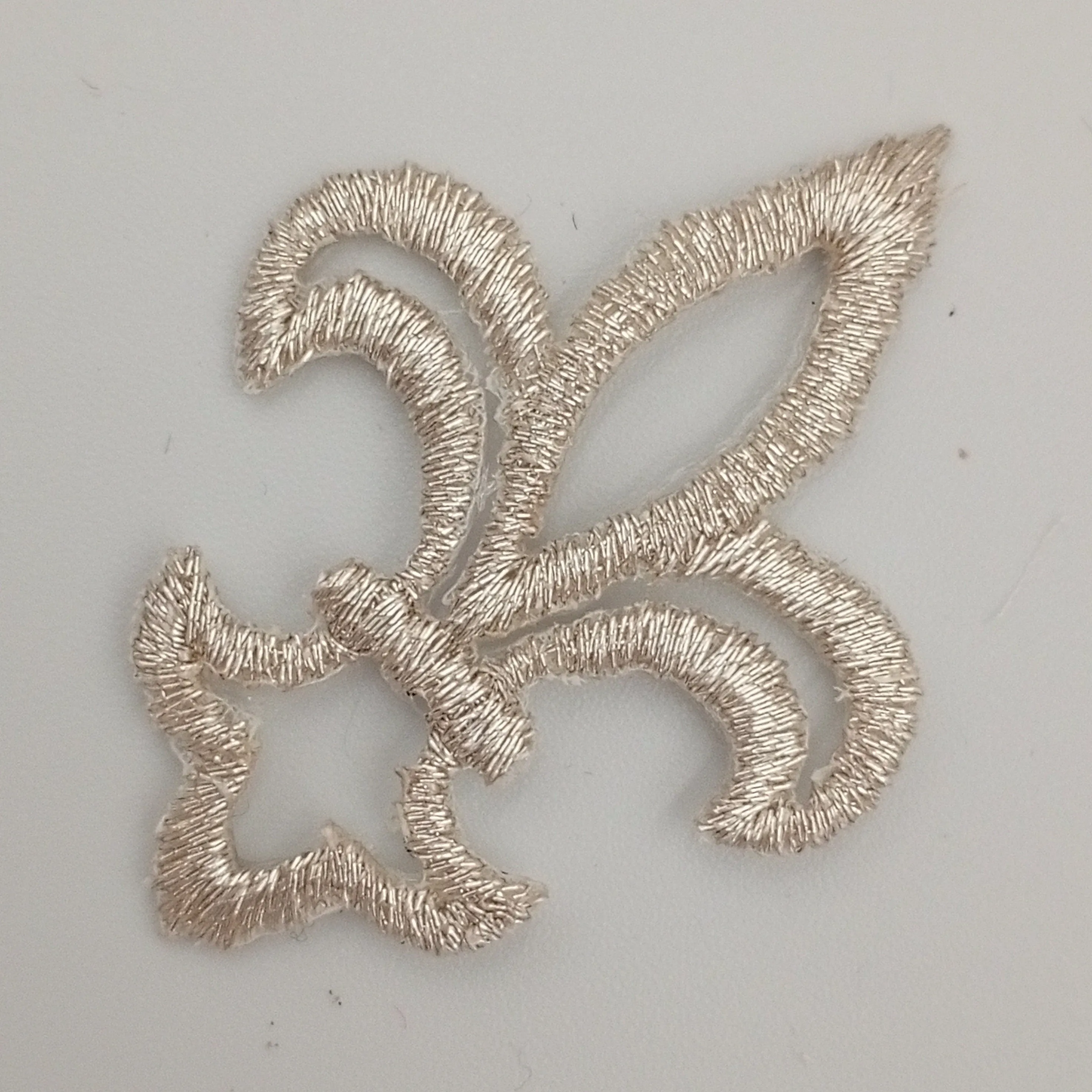 VINTAGE Badge Patches metallic silver Embroidered Appliques #774