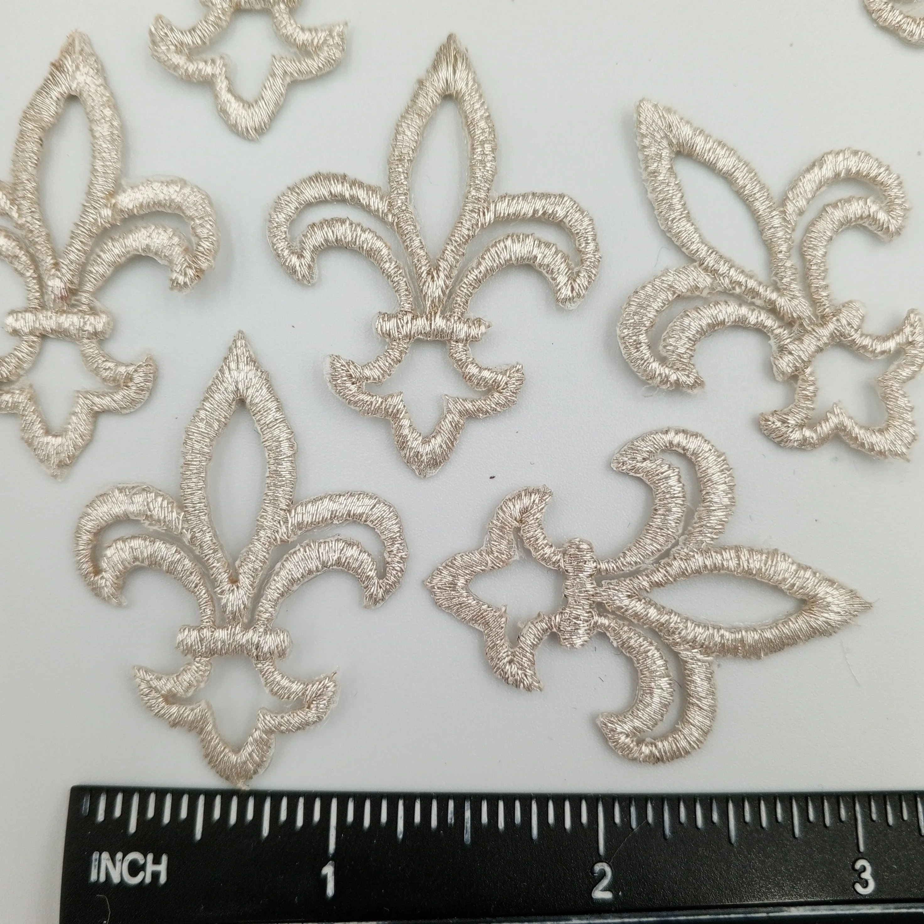 VINTAGE Badge Patches metallic silver Embroidered Appliques #774