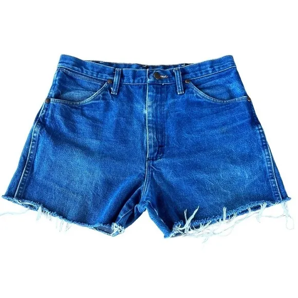 VTG Wrangler Frayed Denim Cutoff High Waist Shorts Sz 33 USA Made Pocket Patch