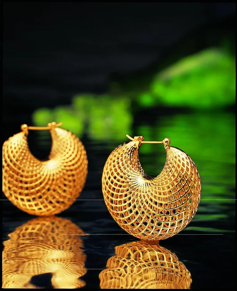Yemyungji 18 Karat Yellow Gold Blooming Drop Earrings
